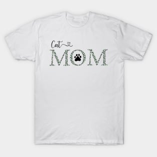 Cat Mom design in green T-Shirt